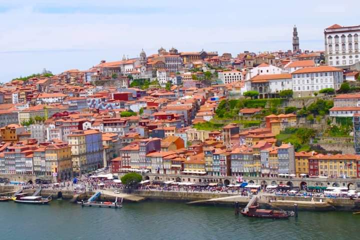Voyage à Porto : Une Ville Authentique et Chaleureuse à Découvrir Tunisie