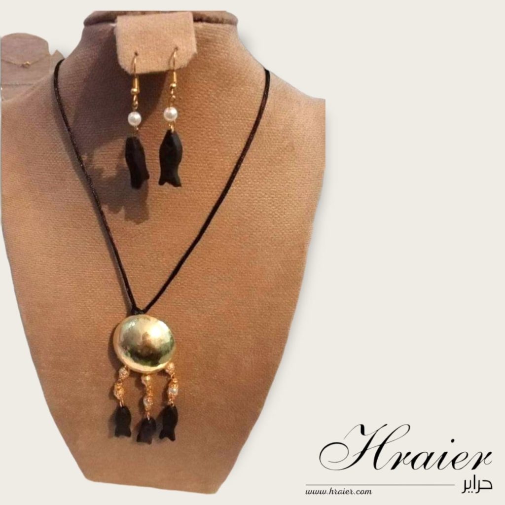 Collier avec boucles d'oreilles Tunisie