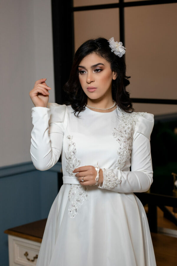 Robe blanche de mariée, fiançailles// فستان زفاف، خطوبة Tunisie