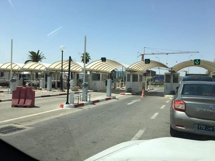 Parking à l'aéroport Tunis Carthage : guide, Prix, Options, et conseils Tunisie