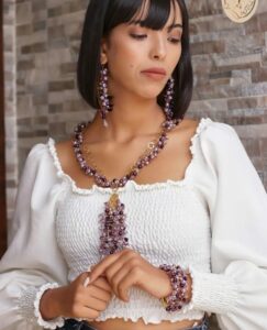 Ensemble Élégance Mauve : Collier, Boucles & Bracelet en Cristal et Cuivre Doré Tunisie