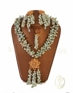 Ensemble Cristal Bleu : Collier, Boucles et Bague Plaqués Or Tunisie