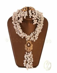 Ensemble Cristal Rose : Collier et Boucles d'oreilles Cuivrées Tunisie