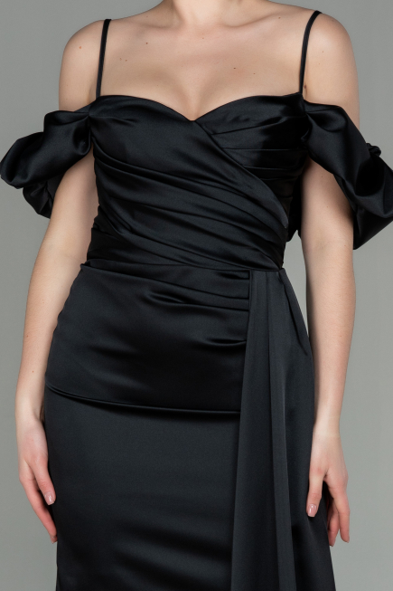 Élégance intemporelle Mini robe noire. Tunisie