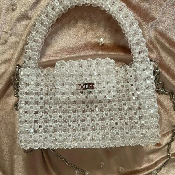 Accessoire élégant : sac à main en perles by Louly Tunisie