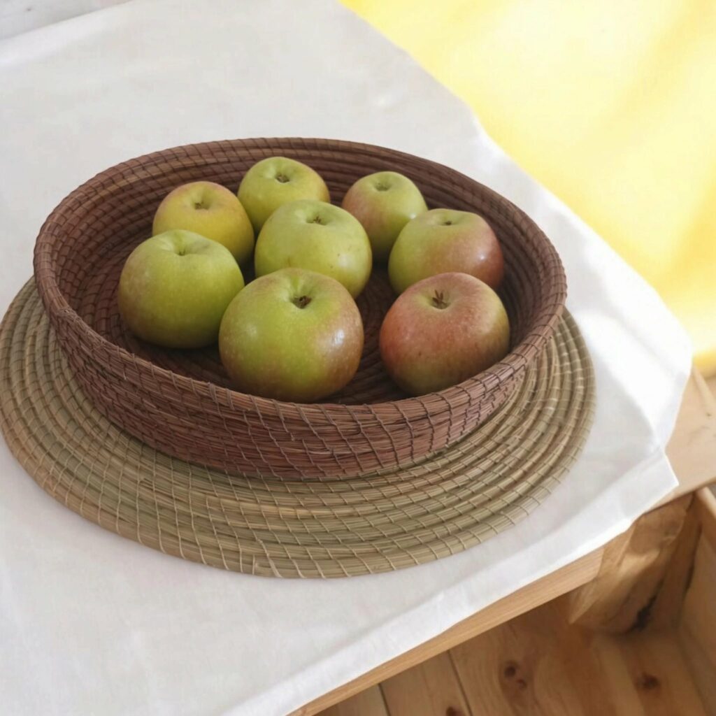 Bol de fruits en paille Tunisie