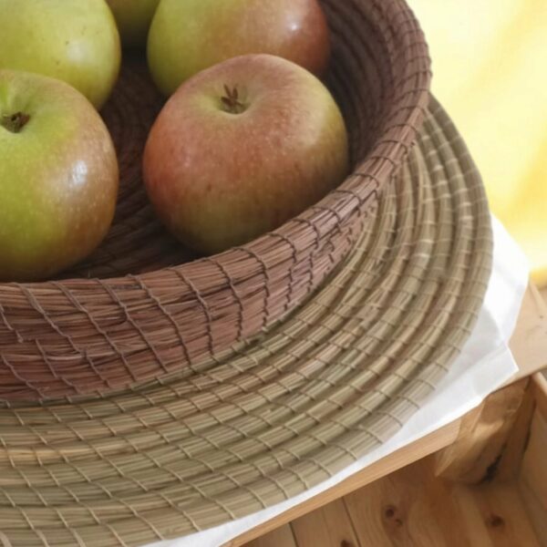 Bol de fruits en paille Tunisie