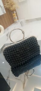 Sac à main en perle noire avec une Porte-main gris Tunisie