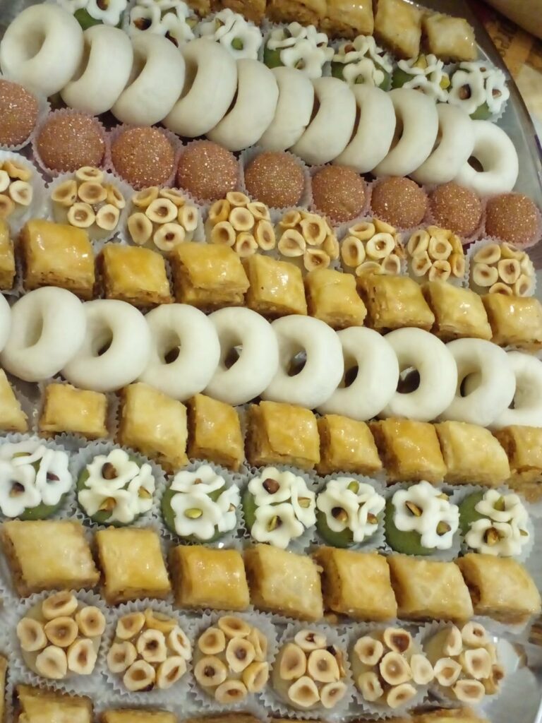 حلو لوز Tunisie