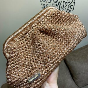 Pochette crochetée à la main, couleur scintillante, par Sola Tunisie