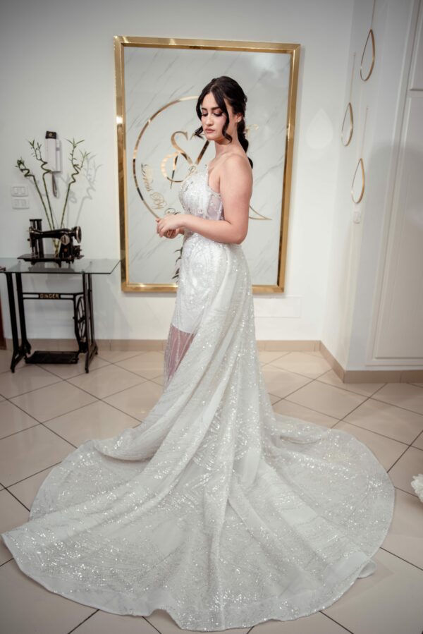 Robe de mariage blanc tissu brodé avec Swarovski Tunisie