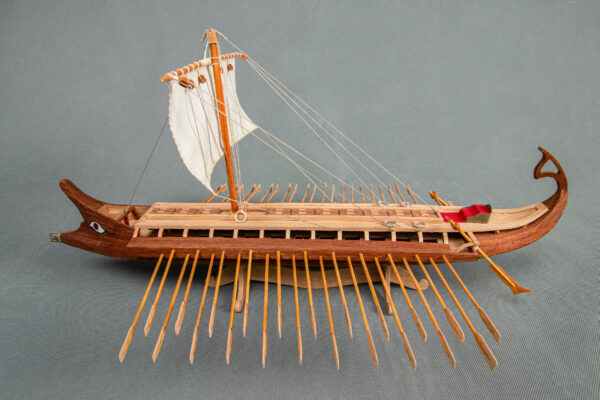 Maquette de la Birème Carthaginoise Tunisie