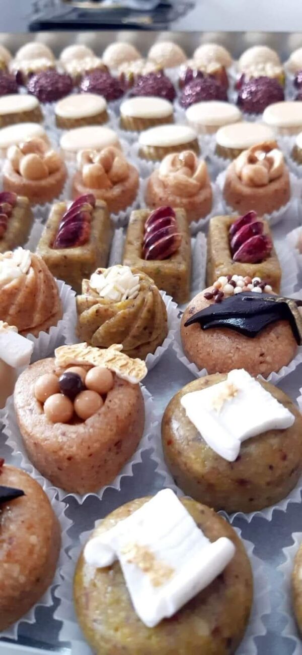 Gâteau sfaxien personnalisé pour soutenance Tunisie