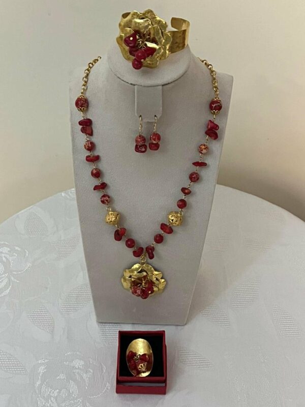 Parure en cuivre avec corail Tunisie