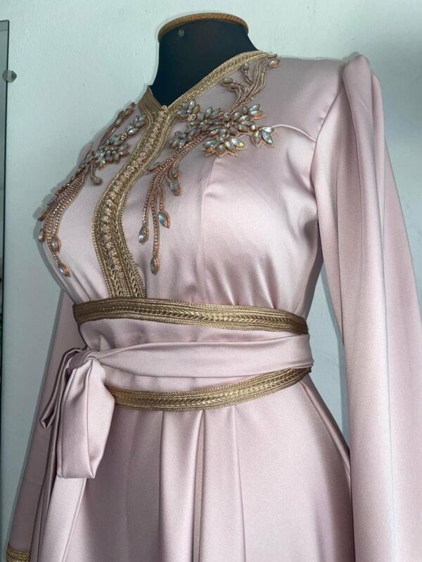 Robe style koftane chargé Tunisie