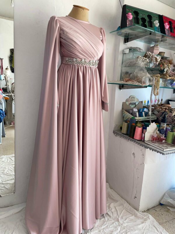 Robe de soirée Élégante en sattin Tunisie