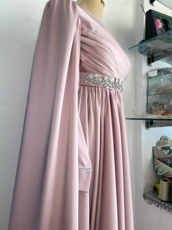 Robe de soirée Élégante en sattin Tunisie