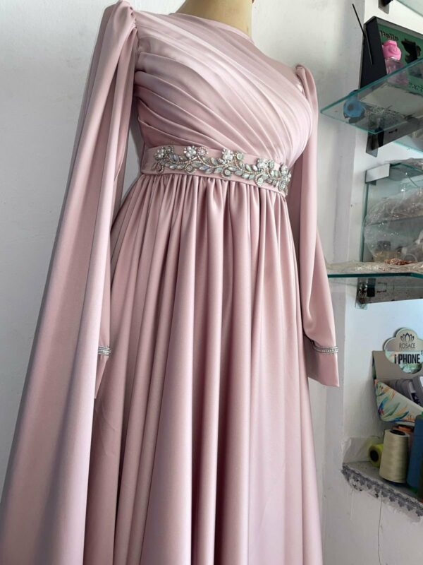 Robe de soirée Élégante en sattin Tunisie