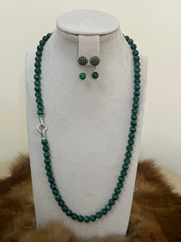 Parure avec pierre malachite Tunisie