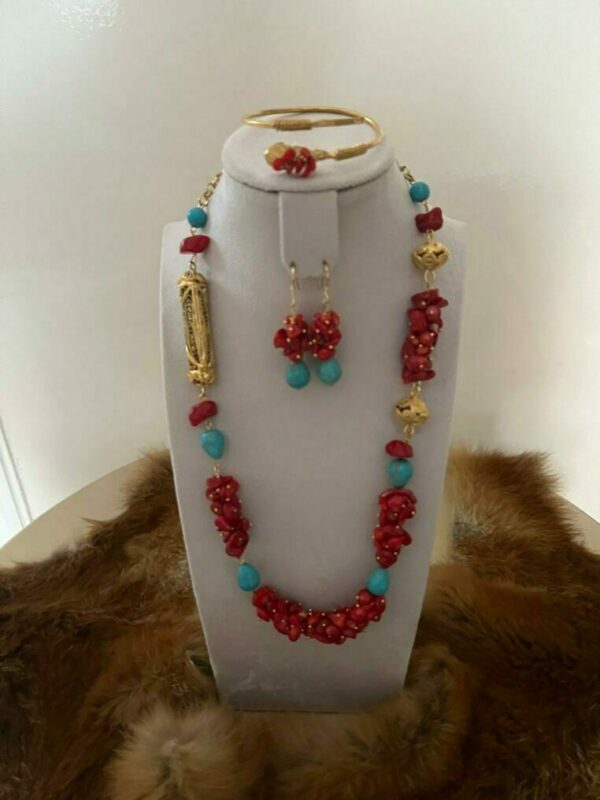 Parure en cuivre avec pierre turquoise et corail Tunisie