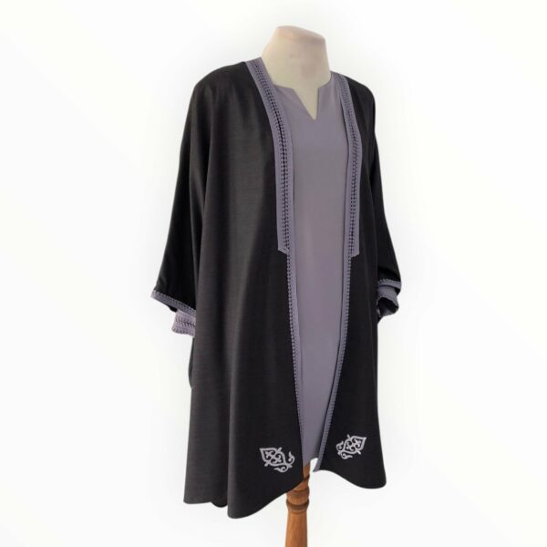 Robe avec manches doublées en tissu satin de soie Tunisie