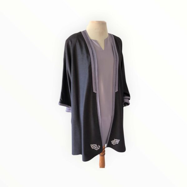 Robe avec manches doublées en tissu satin de soie Tunisie