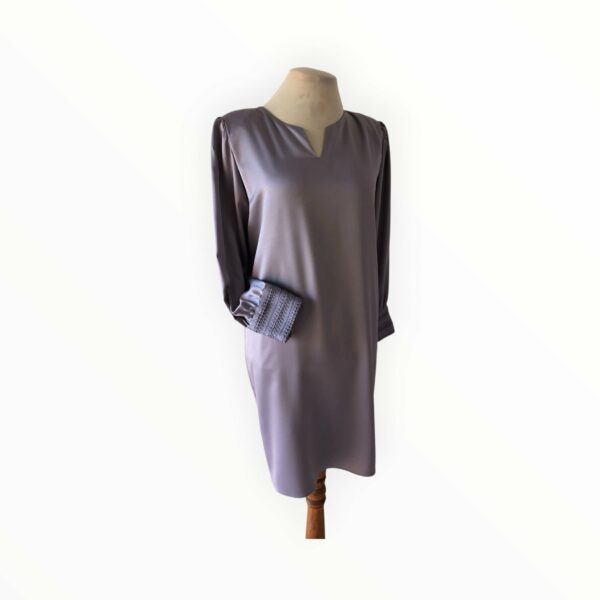 Robe avec manches doublées en tissu satin de soie Tunisie