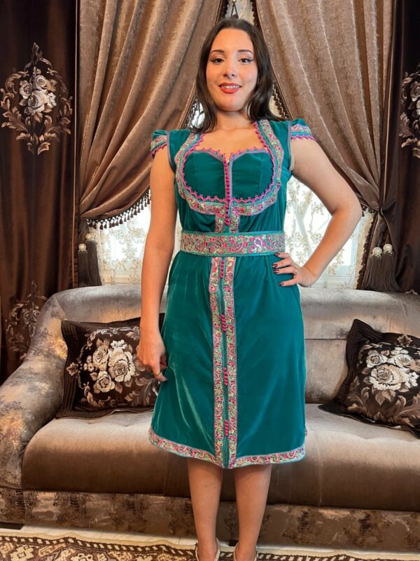 Robe Courte verte - Velours brodé Tunisie