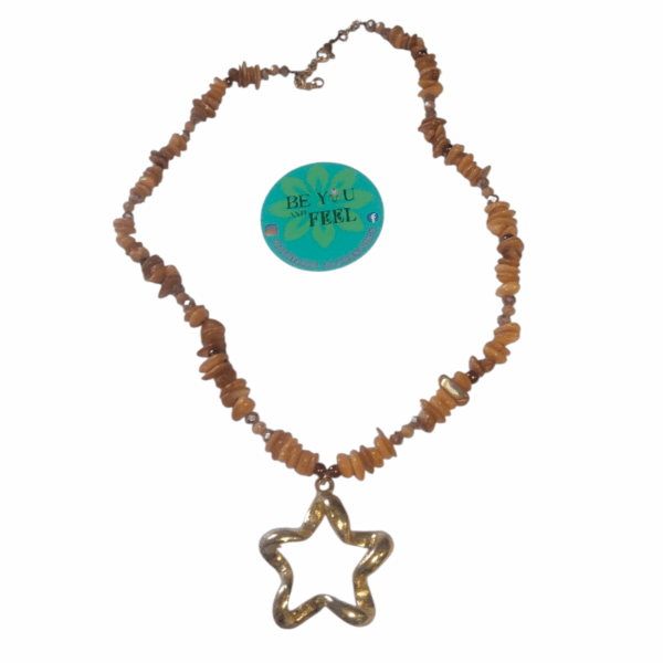 Collier en pierres couleur de terre avec pendentif Tunisie