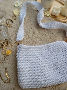 Sac blanc avec chaine en crochet Tunisie