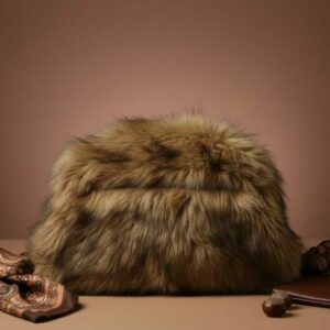 Sac à main fait à la main en fil de canevas avec fourrure, couleur marron Tunisie