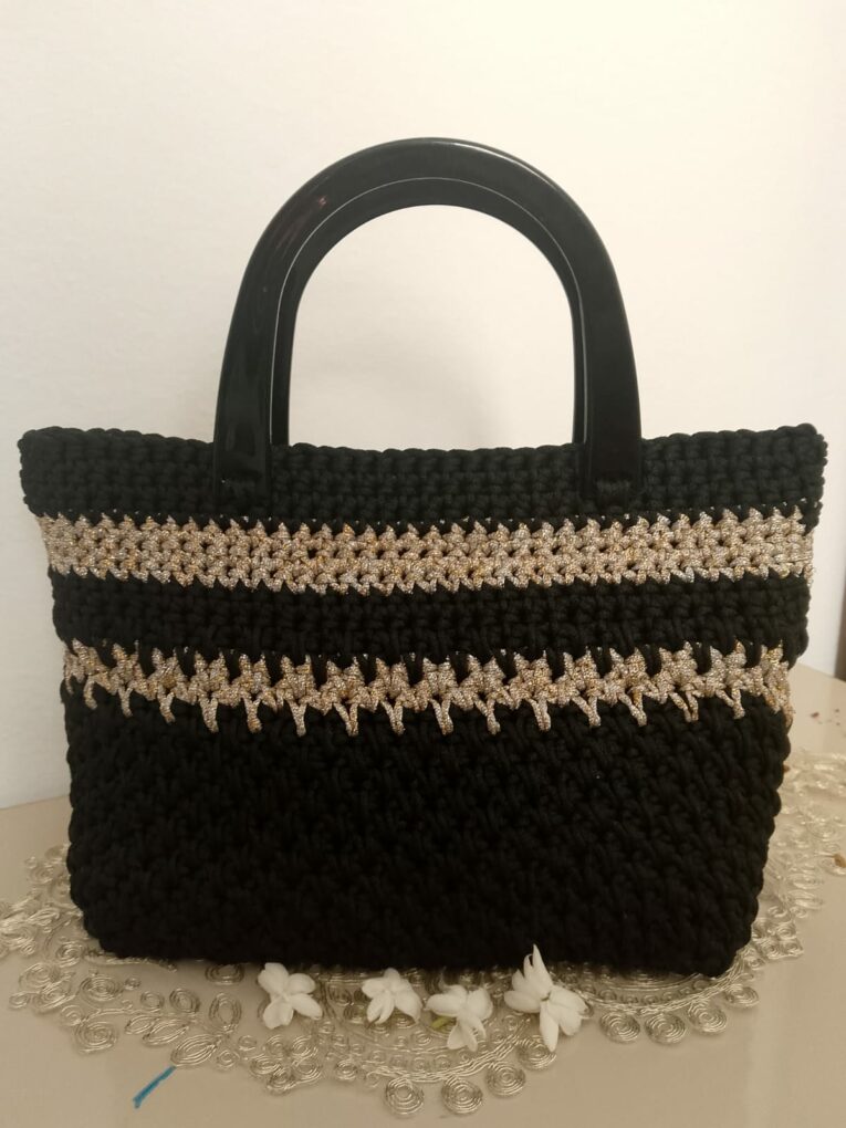 WhatsApp Image 2026-07-04 at 08.38.18 Sac cabas en fil de macramé "Contraste Baroque" (Version Sans Chaîne) Tunisie