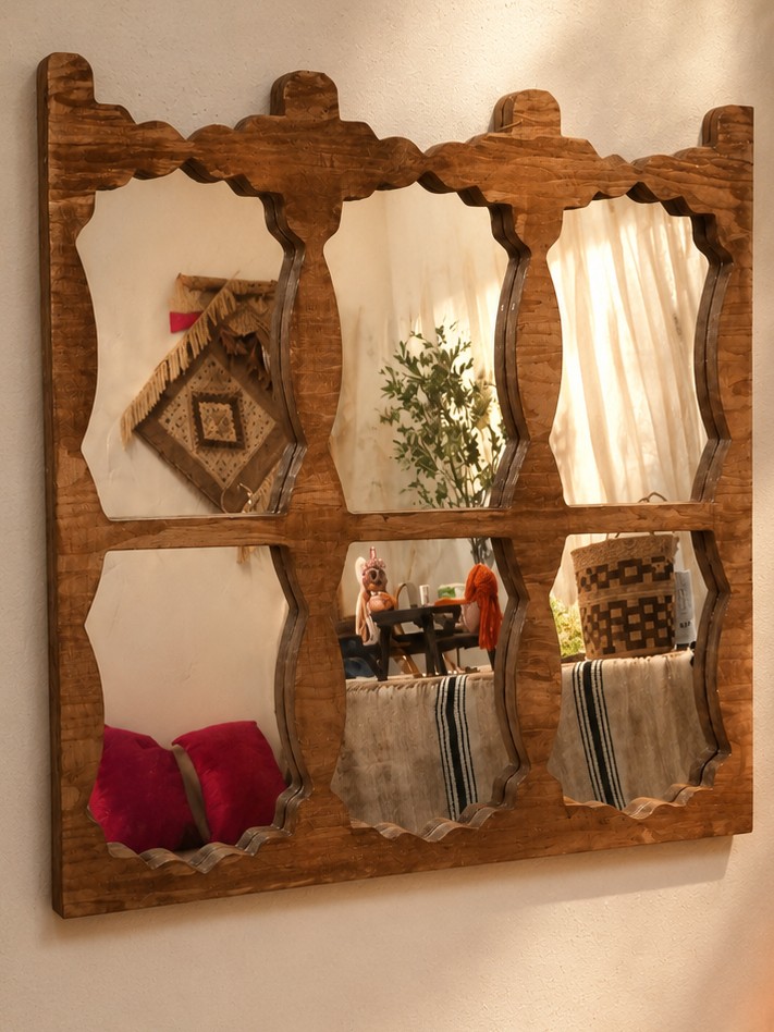 file_00000000082471f4abae5978477811e9 Miroir en bois peint à la main Tunisie
